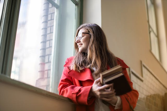 NECA student reading between classes in Florence